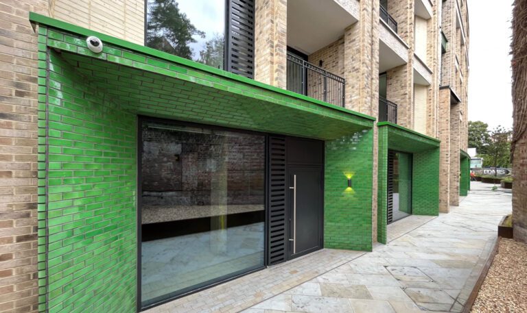 Cluny Mews Cut Grass Brick Slips